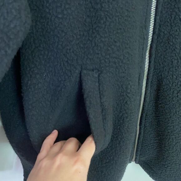 Torrid Deep Black Sherpa Zip Up Lounge Sweatshirt, Zipper Front, Collar, NWT 3X - Picture 12 of 16